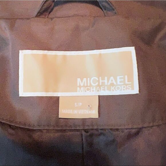 Michael Michael kors brown coat size small. - Picture 4 of 10
